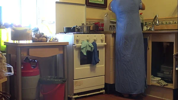 Arab milf gets big cumshot from horny masturbating stepson